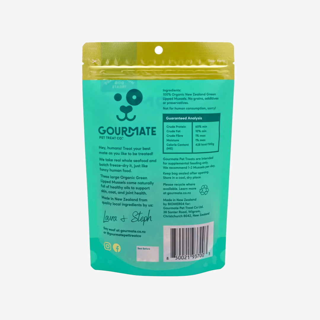 A package of Gourmate Pet Treat Co. green-lipped mussel treats with nutritional information.