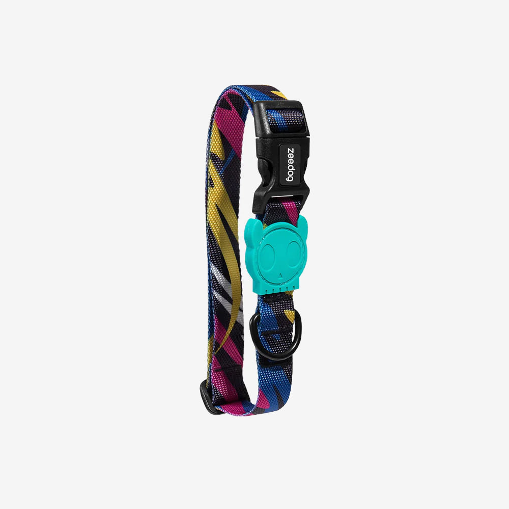Colourful patterned strap with a turquoise skull-shaped buckle, designed for playful and stylish pet accessories.