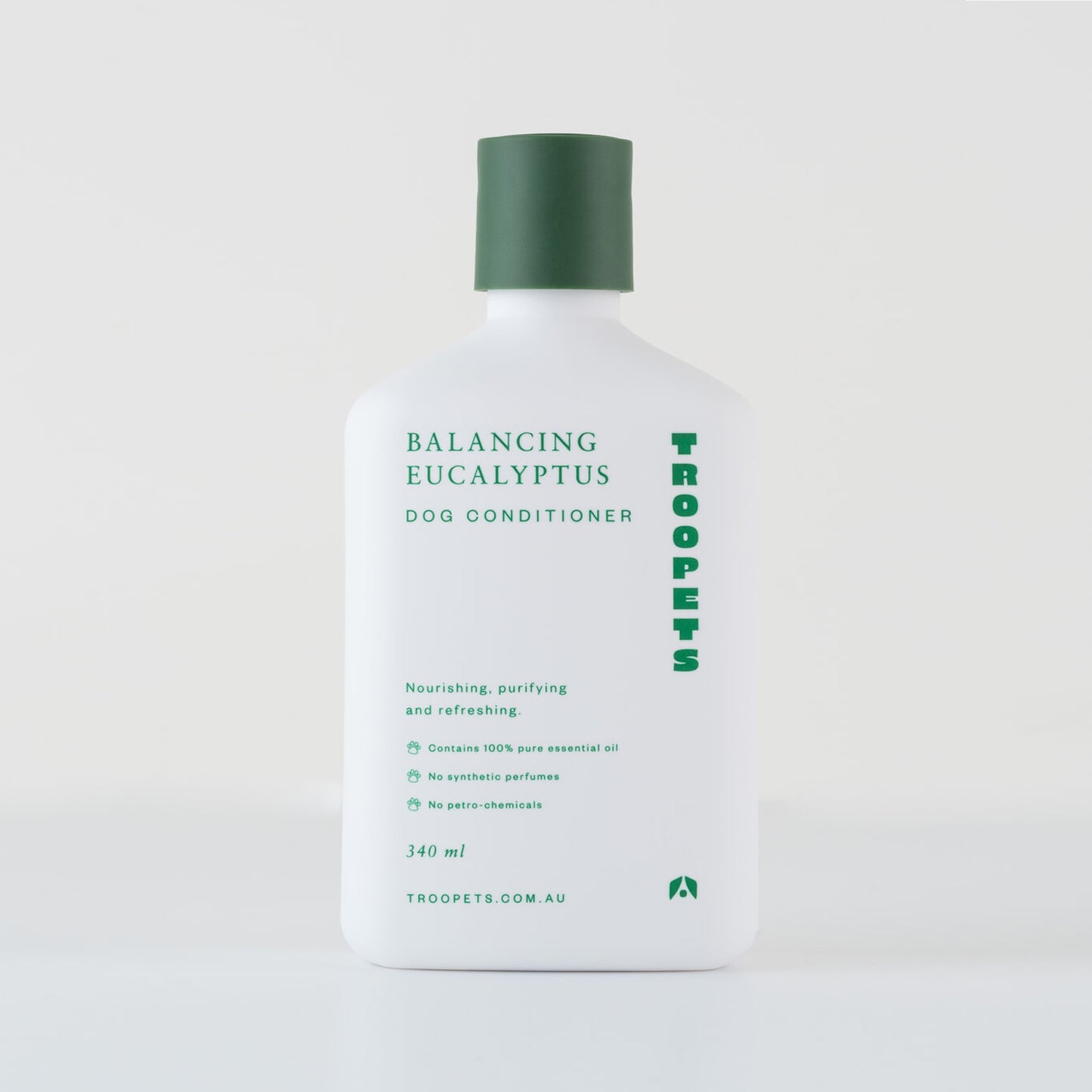 White bottle of Troopets Balancing Eucalyptus Dog Conditioner, promoting nourishment and purity with eco-friendly ingredients. 340 ml.