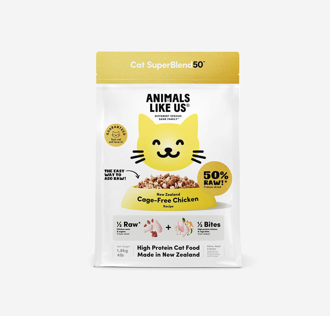 A tasty blend of 50% raw freeze-dried New Zealand cage-free chicken meat and organs, combined with 50% high protein oven-baked chicken and Vege bites coated with probiotics. A safe and easy way to add the natural goodness of raw meat and organs. Real meat added with vitamins & minerals. Shop Online StevieLicksx®